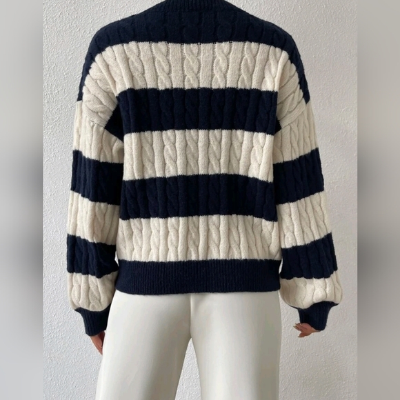 NEW Chic Oversized Cable Knit Striped Sweater Top Navy Blue Off White - Picture 5 of 8